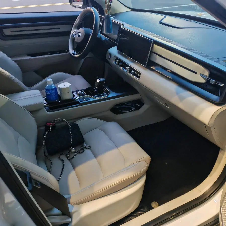 2023 Geely ICON 1.5T 181HP L4 7DCT,autocango,china used car exporter,china ev exporter,chinese used car exporter,chinese used ev exporter