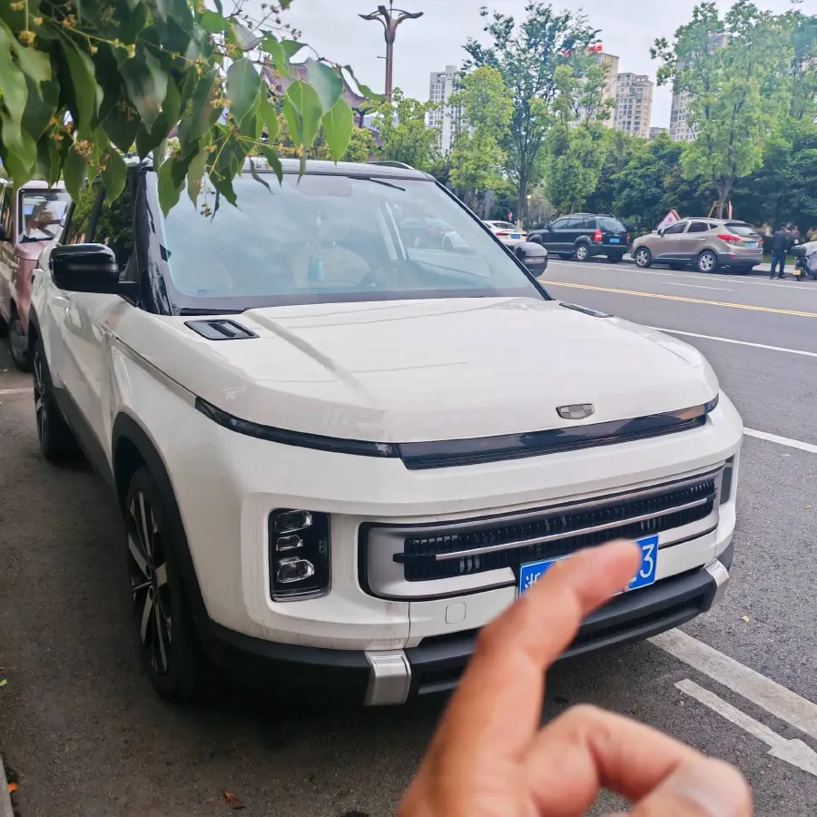 2023 Geely ICON 1.5T 181HP L4 7DCT,autocango,china used car exporter,china ev exporter,chinese used car exporter,chinese used ev exporter