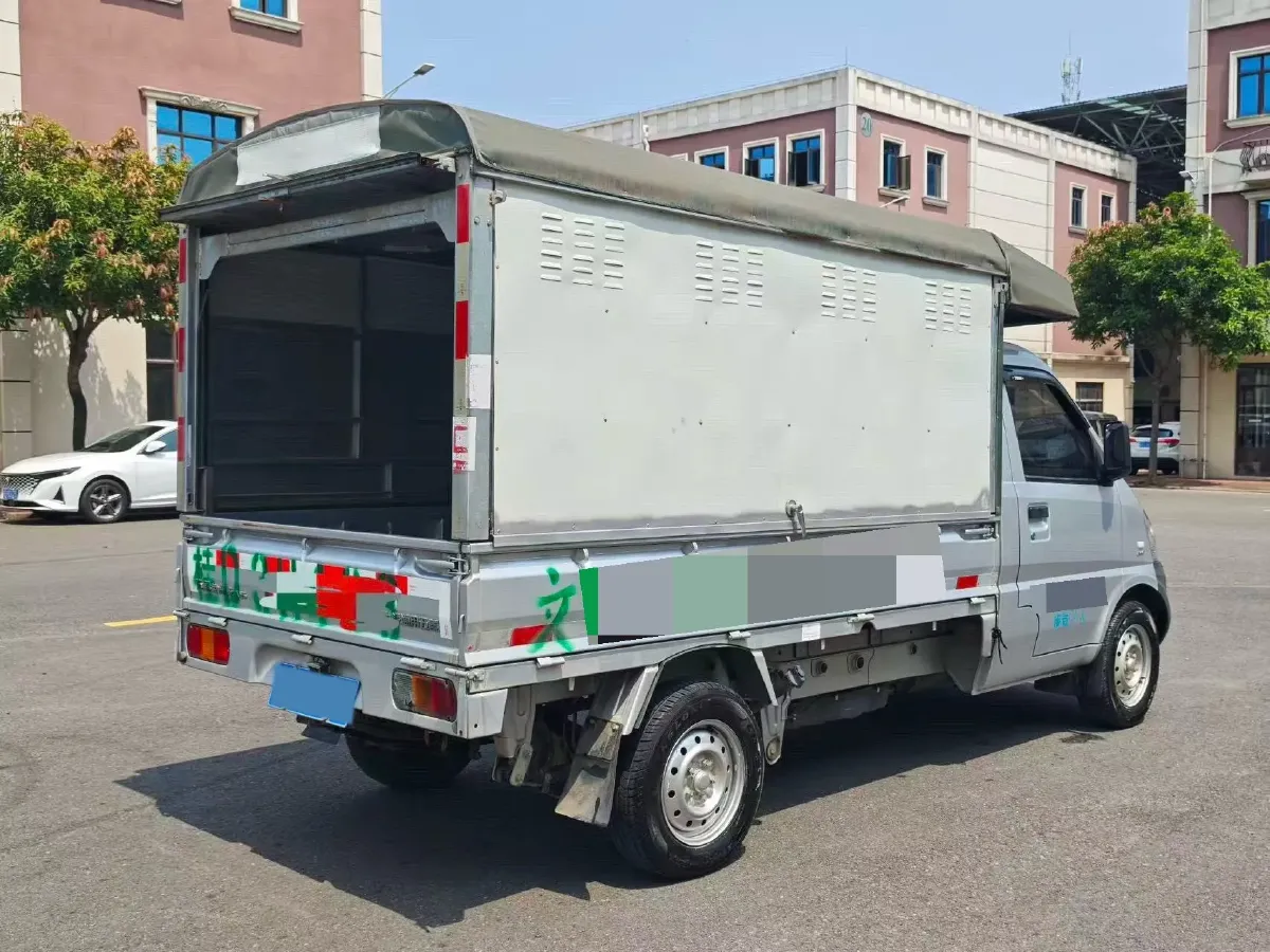 2021 WuLing RongGuang Mini Truck 1.5L 99HP L4 5MT,autocango,china used car exporter,china ev exporter,chinese used car exporter,chinese used ev exporter