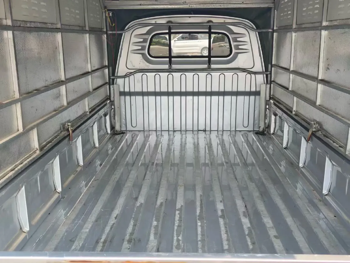 2021 WuLing RongGuang Mini Truck 1.5L 99HP L4 5MT,autocango,china used car exporter,china ev exporter,chinese used car exporter,chinese used ev exporter