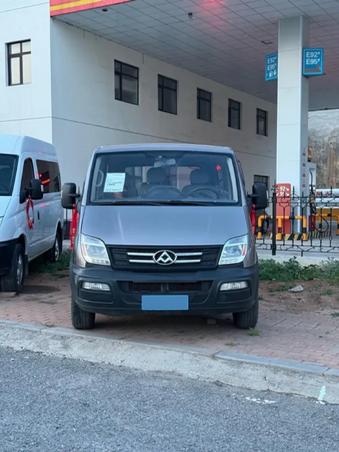 2013 MAXUS XinTu V80 2.5T 136HP L4 5MT,autocango,china used car exporter,china ev exporter,chinese used car exporter,chinese used ev exporter