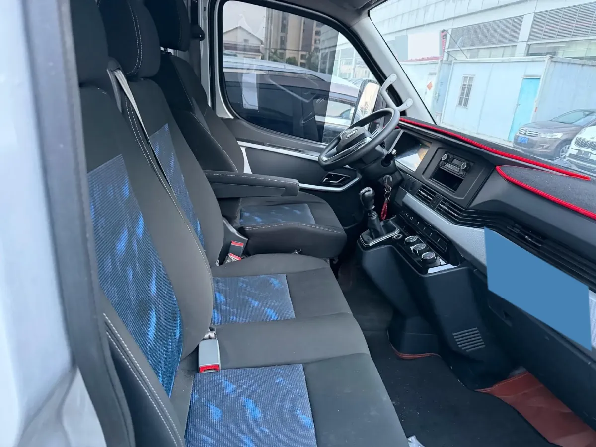 2023 DongFeng DFAC YuFeng 2.3T 143HP L4 6MT,autocango,china used car exporter,china ev exporter,chinese used car exporter,chinese used ev exporter