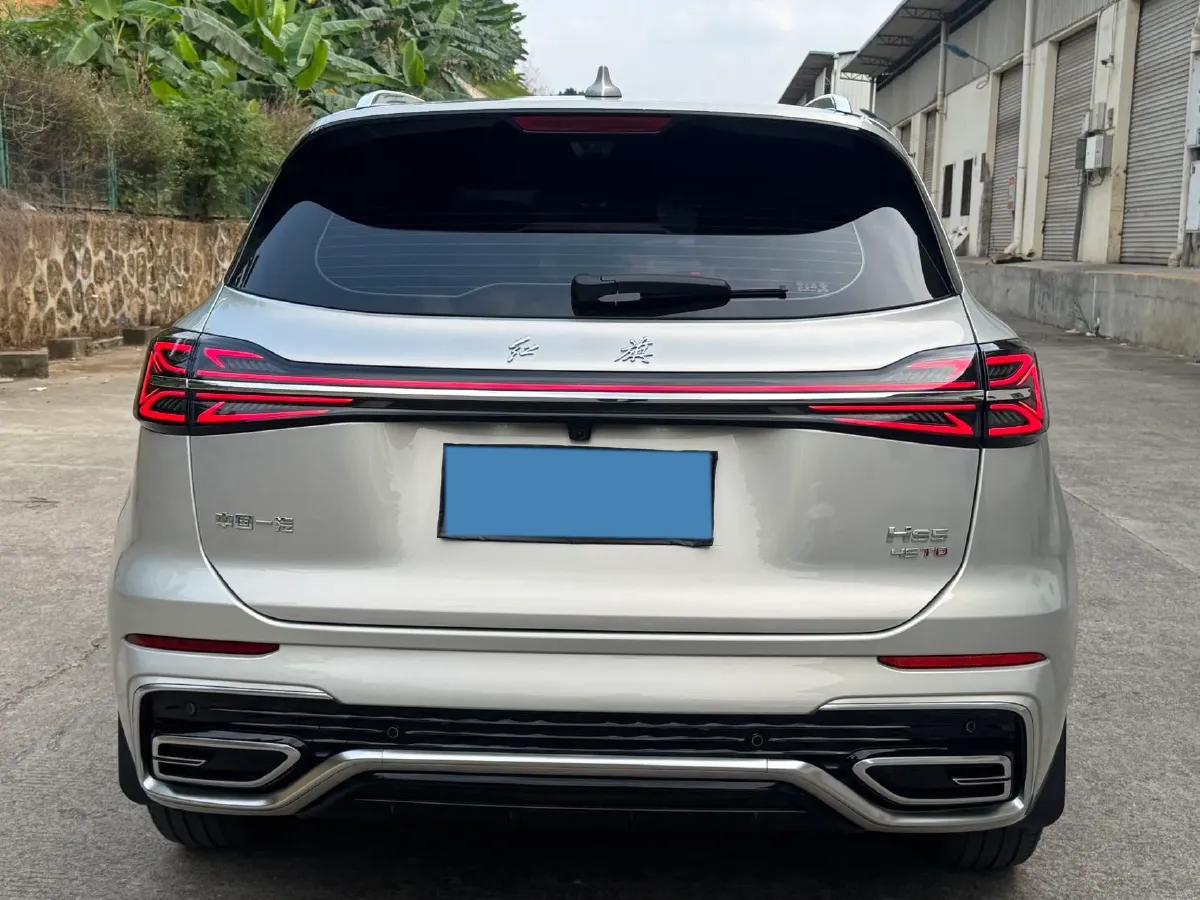 2023 HongQi HS5 2.0T 252HP L4 8AT,autocango,china used car exporter,china ev exporter,chinese used car exporter,chinese used ev exporter