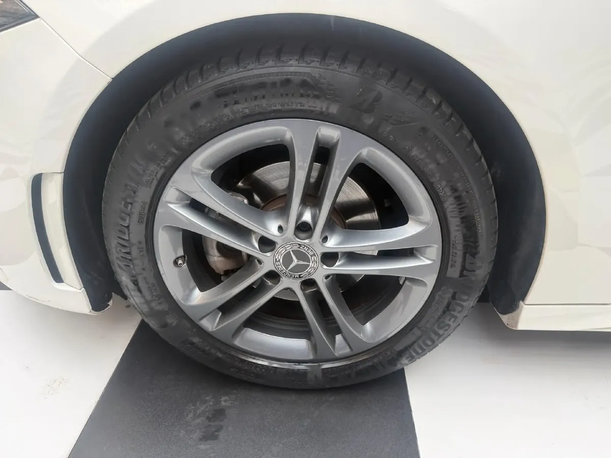 2022 Mercedes-Benz A Class 1.3T 136HP L4 7DCT,autocango,china used car exporter,china ev exporter,chinese used car exporter,chinese used ev exporter