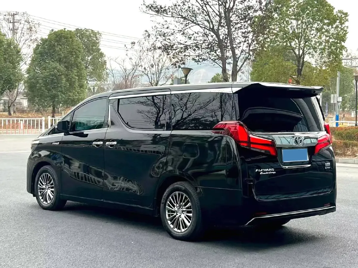 2019 Toyota Alphard 2.5L 117HP L4 E-CVT Hybrid,autocango,china used car exporter,china ev exporter,chinese used car exporter,chinese used ev exporter