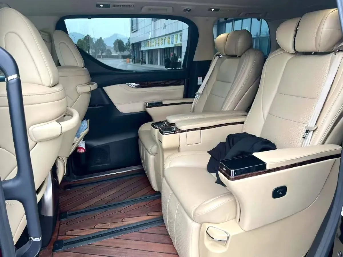 2019 Toyota Alphard 2.5L 117HP L4 E-CVT Hybrid,autocango,china used car exporter,china ev exporter,chinese used car exporter,chinese used ev exporter