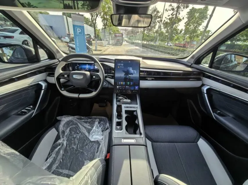 2024 Geely StarRay 1.5T 181HP L4 7DCT,autocango,china used car exporter,china ev exporter,chinese used car exporter,chinese used ev exporter