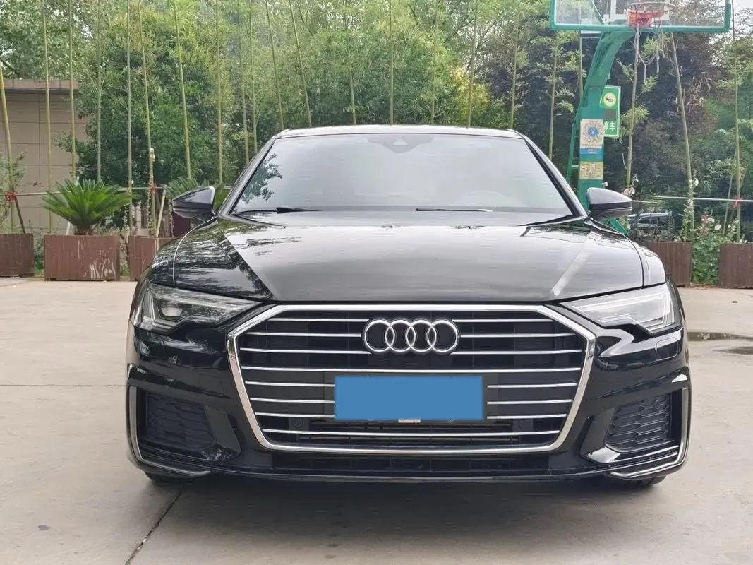 2020 Audi A6L 2.0T 224HP L4 7DCT,autocango,china used car exporter,china ev exporter,chinese used car exporter,chinese used ev exporter