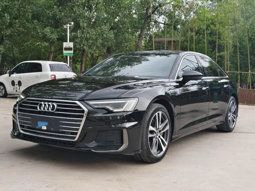2020 Audi A6L 2.0T 224HP L4 7DCT,autocango,china used car exporter,china ev exporter,chinese used car exporter,chinese used ev exporter