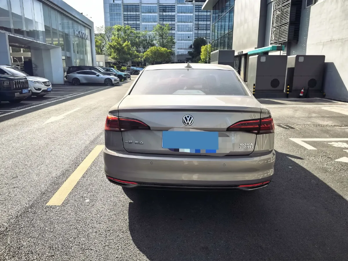 2019 Ford Focus 1.5T 184HP L3 8AT,autocango,china used car exporter,china ev exporter,chinese used car exporter,chinese used ev exporter