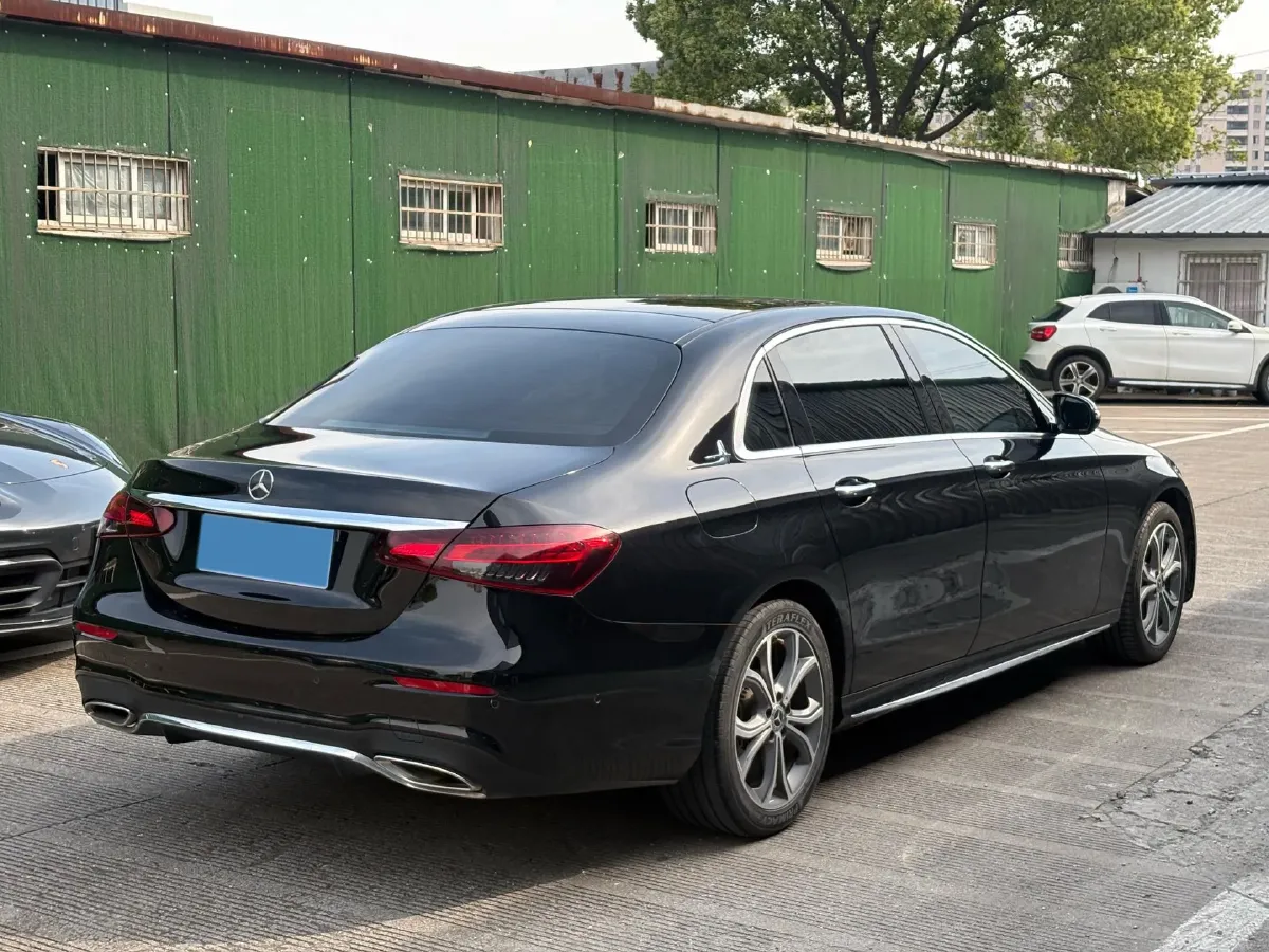 2021 Mercedes-Benz E Class 2.0T 258HP L4 9AT,autocango,china used car exporter,china ev exporter,chinese used car exporter,chinese used ev exporter