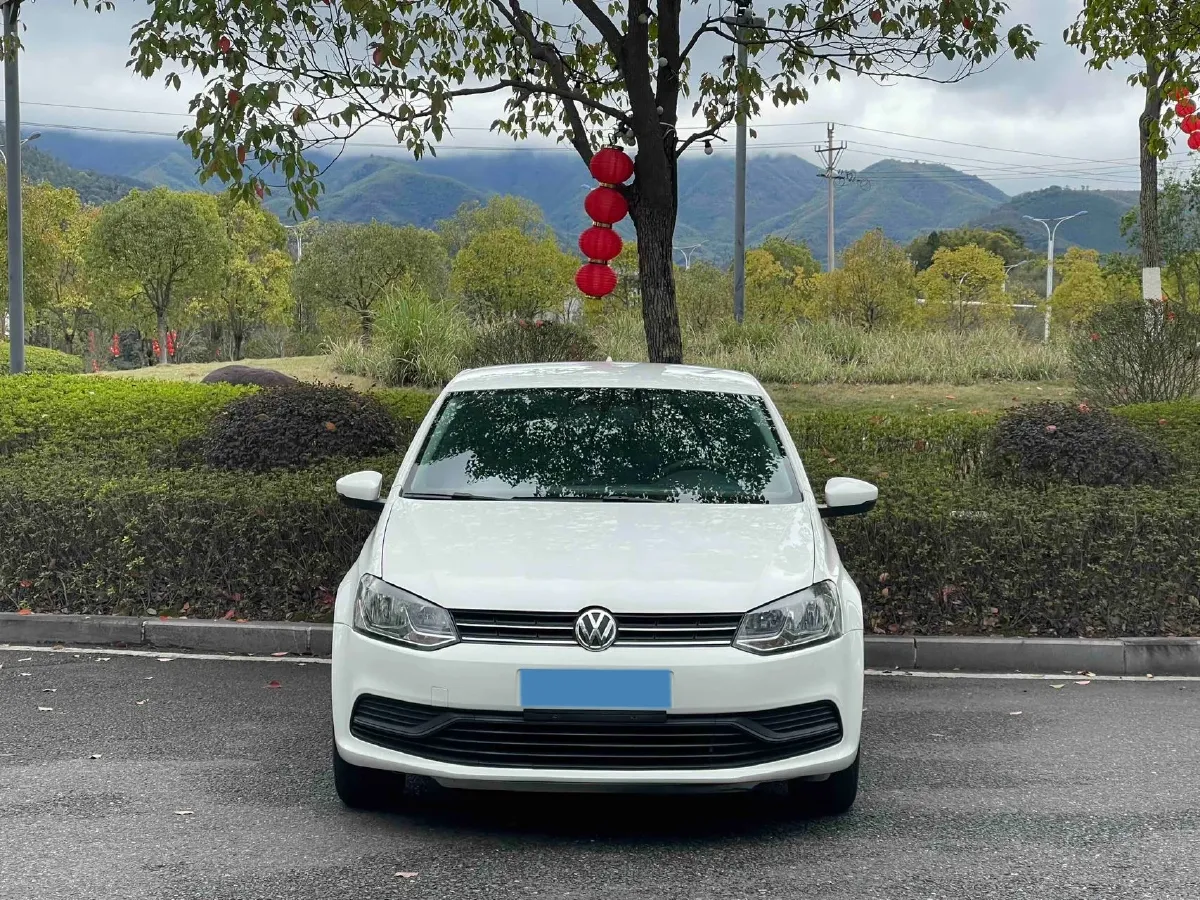 2016 Volkswagen Polo 1.4L 90HP L4 6AT,autocango,china used car exporter,china ev exporter,chinese used car exporter,chinese used ev exporter