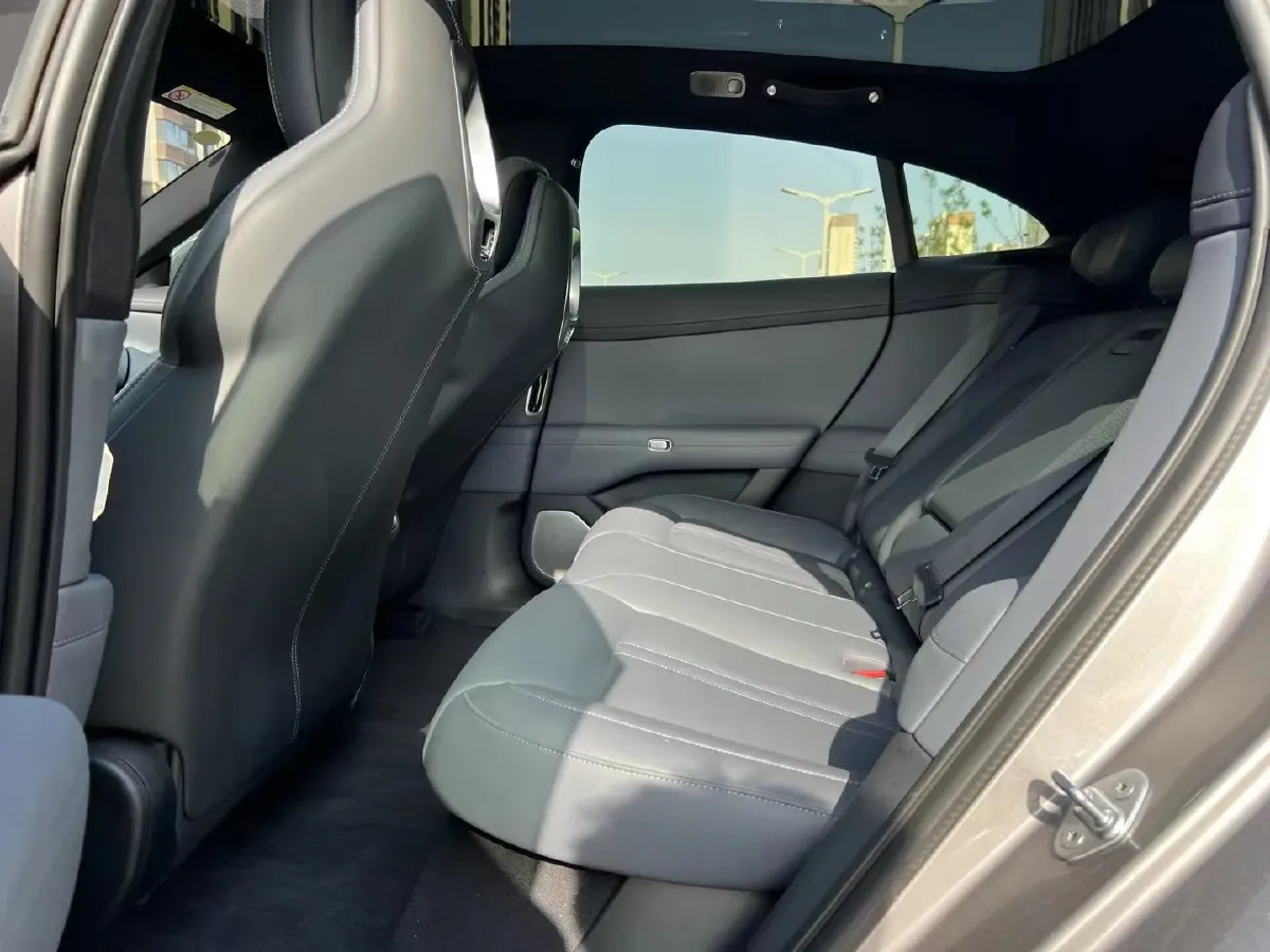 2025 MI YU7 BEV 96.3KWH,autocango,china used car exporter,china ev exporter,chinese used car exporter,chinese used ev exporter