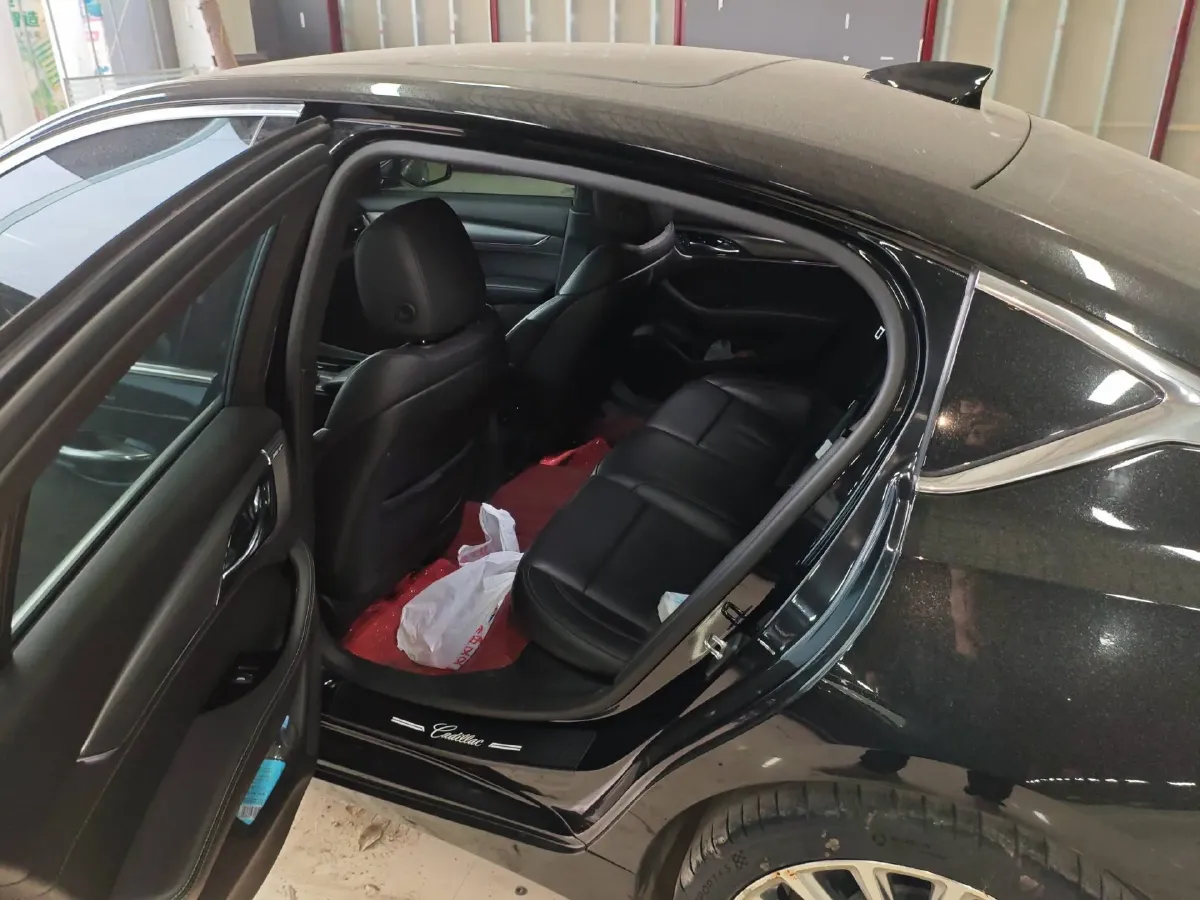 2021 Cadillac CT5 2.0T 237HP L4 10AT,autocango,china used car exporter,china ev exporter,chinese used car exporter,chinese used ev exporter