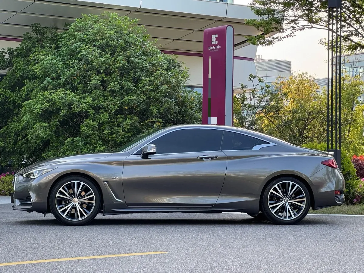 2019 Mercedes-Benz GLA Class 2.0T 211HP L4 7DCT,autocango,china used car exporter,china ev exporter,chinese used car exporter,chinese used ev exporter