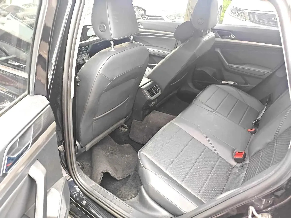 2021 Volkswagen Lavida 1.5L 113HP L4 6AT,autocango,china used car exporter,china ev exporter,chinese used car exporter,chinese used ev exporter