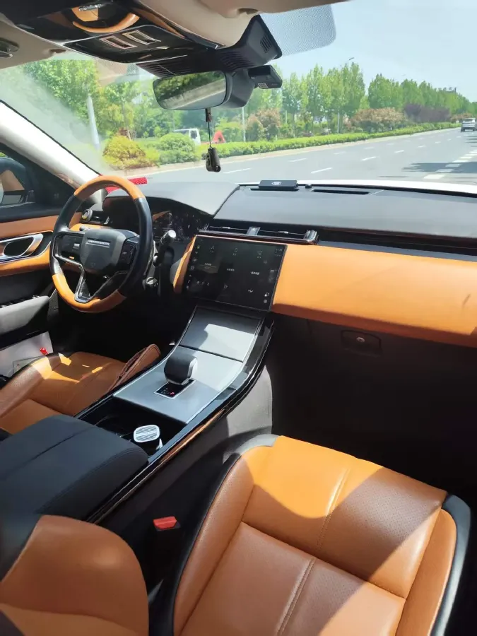 2024 Land Rover Range Rover Velar 2.0T 250HP L4 8AT,autocango,china used car exporter,china ev exporter,chinese used car exporter,chinese used ev exporter