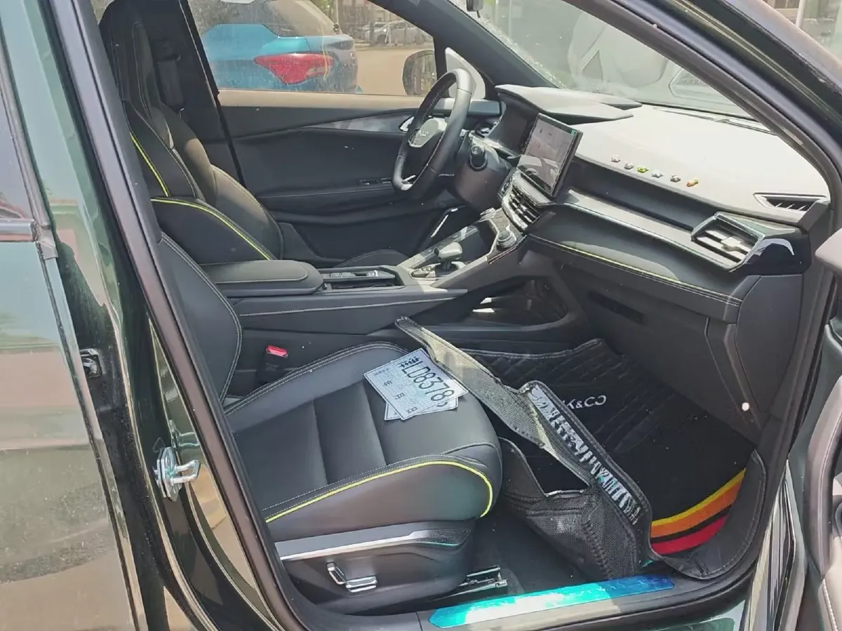 2023 LYNK&CO 03 1.5T 181HP L4 7DCT,autocango,china used car exporter,china ev exporter,chinese used car exporter,chinese used ev exporter