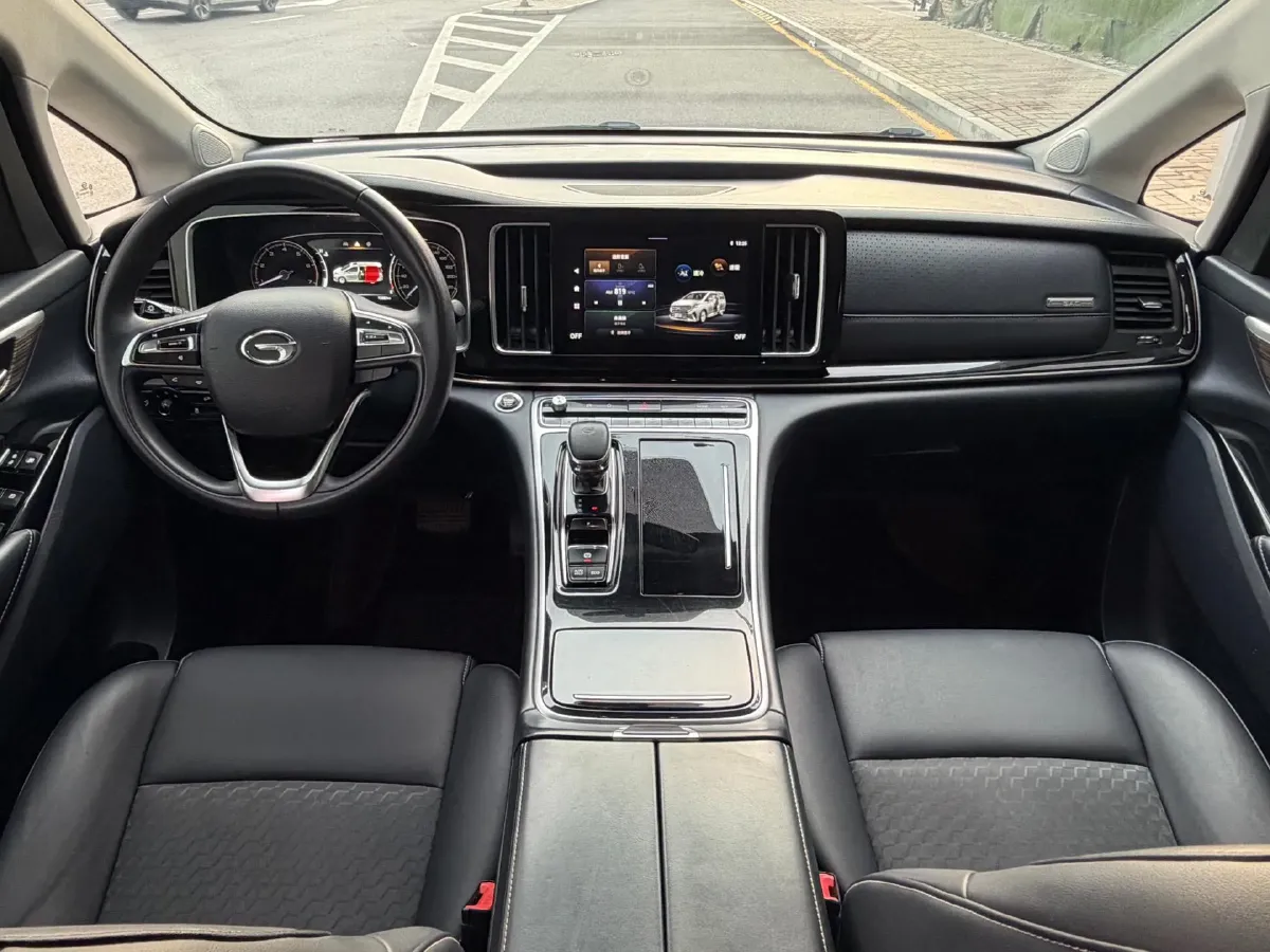 2021 GAC Trumpchi M8 2.0T 252HP L4 8AT,autocango,china used car exporter,china ev exporter,chinese used car exporter,chinese used ev exporter