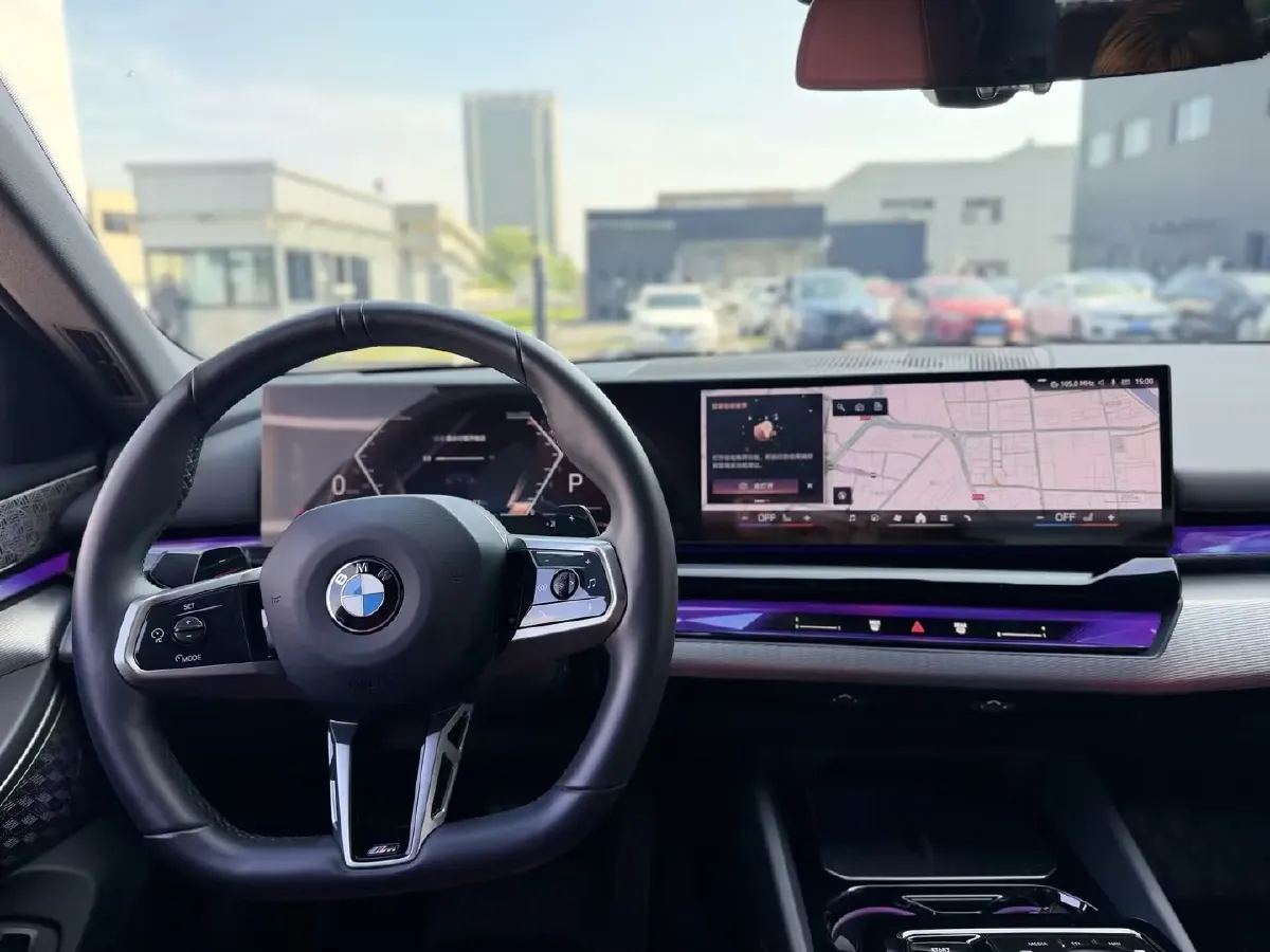 2024 BMW 5 Series 2.0T 190HP L4 8AT,autocango,china used car exporter,china ev exporter,chinese used car exporter,chinese used ev exporter