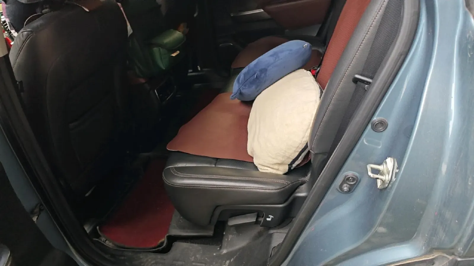 2017 GAC Trumpchi GS8 2.0T 201HP L4 6AT,autocango,china used car exporter,china ev exporter,chinese used car exporter,chinese used ev exporter