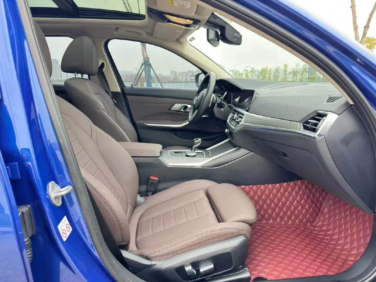 2021 BMW 3 Series 2.0T 184HP L4 8AT,autocango,china used car exporter,china ev exporter,chinese used car exporter,chinese used ev exporter