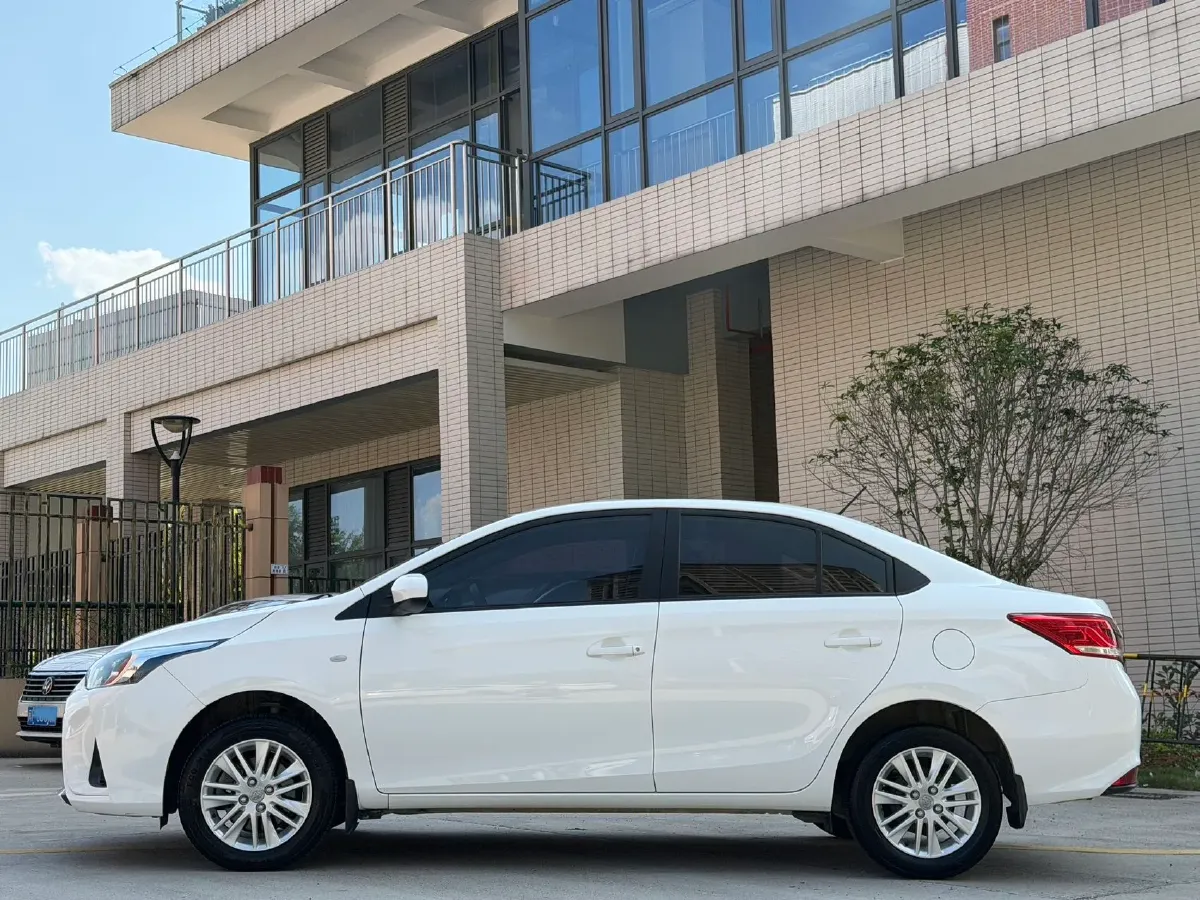 2017 Bestune X40 1.6L 114HP L4 6AT,autocango,china used car exporter,china ev exporter,chinese used car exporter,chinese used ev exporter