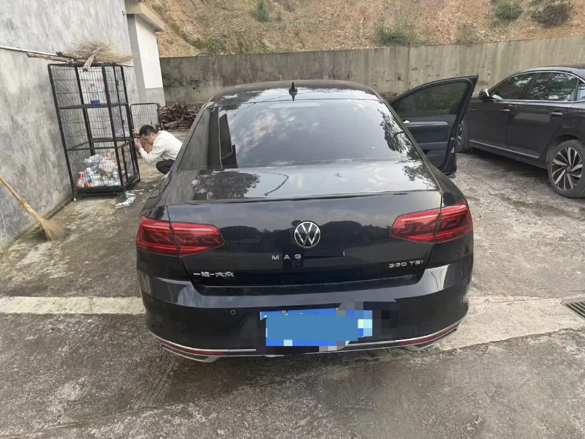 2020 Volkswagen Magotan 2.0T 186HP L4 7DCT,autocango,china used car exporter,china ev exporter,chinese used car exporter,chinese used ev exporter