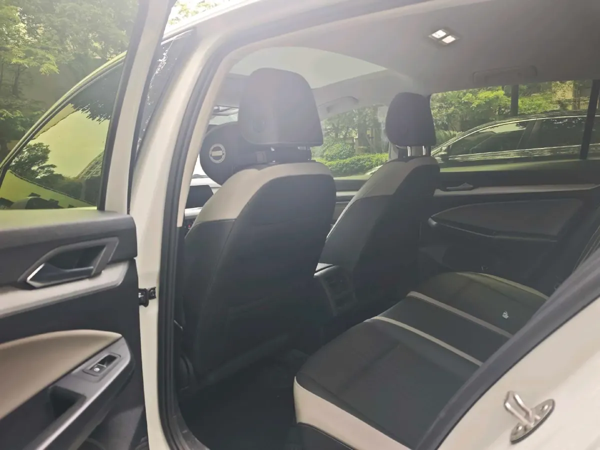 2021 Volkswagen Golf 1.4T 150HP L4 7DCT,autocango,china used car exporter,china ev exporter,chinese used car exporter,chinese used ev exporter