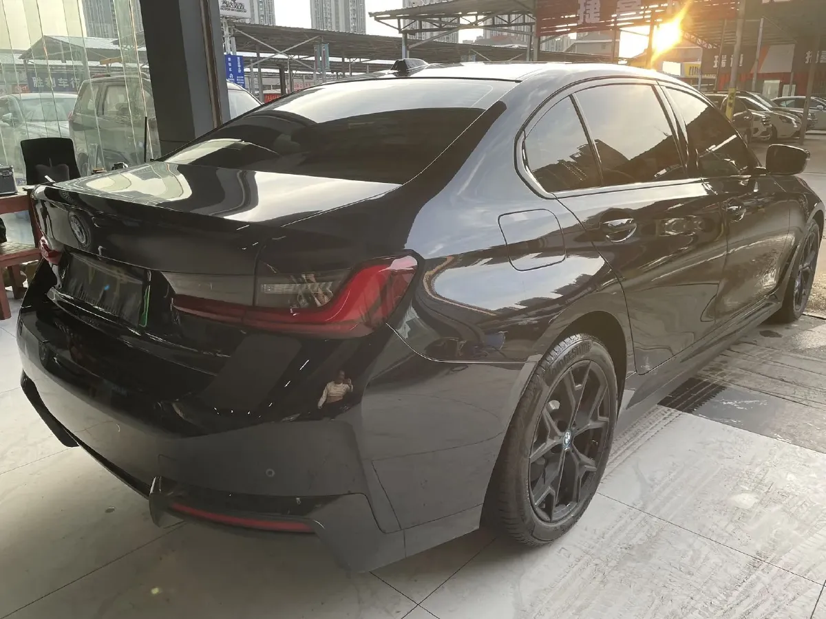 2024 BMW i3 BEV 70KWH,autocango,china used car exporter,china ev exporter,chinese used car exporter,chinese used ev exporter