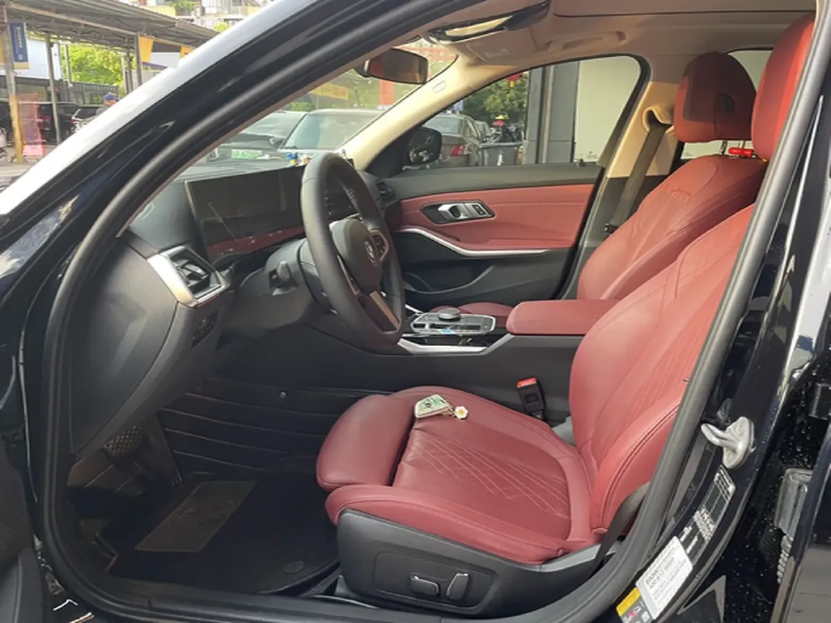 2024 BMW i3 BEV 70KWH,autocango,china used car exporter,china ev exporter,chinese used car exporter,chinese used ev exporter