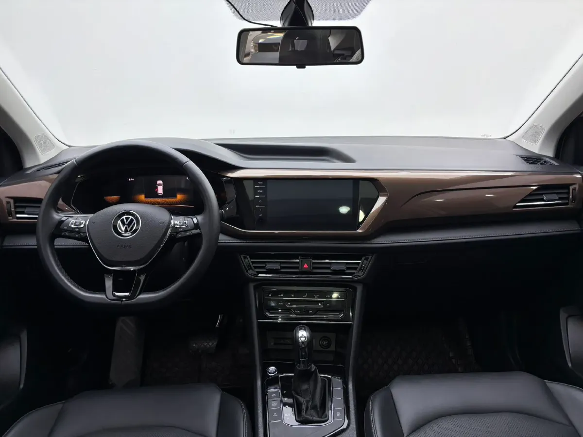 2022 Volkswagen Tharu 1.4T 150HP L4 7DCT,autocango,china used car exporter,china ev exporter,chinese used car exporter,chinese used ev exporter