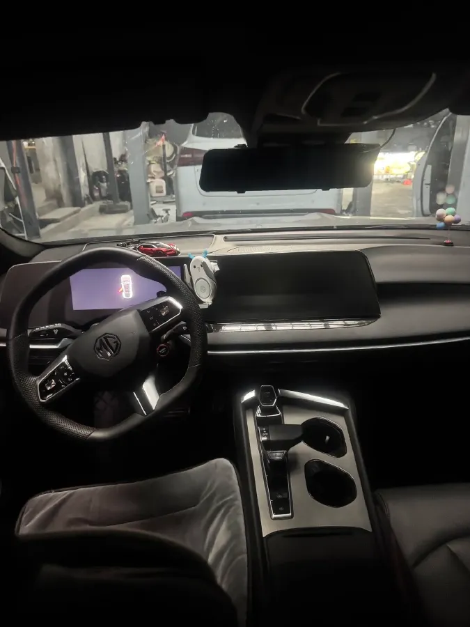 2023 MG 7 1.5T 188HP L4 7DCT,autocango,china used car exporter,china ev exporter,chinese used car exporter,chinese used ev exporter