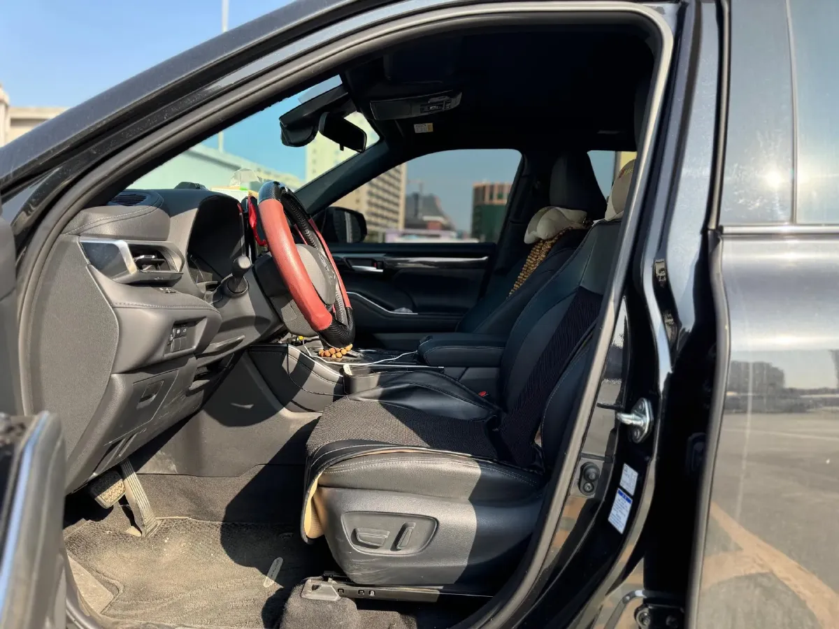 2022 Toyota Crown Kluger 2.5L 192HP L4 E-CVT Hybrid,autocango,china used car exporter,china ev exporter,chinese used car exporter,chinese used ev exporter