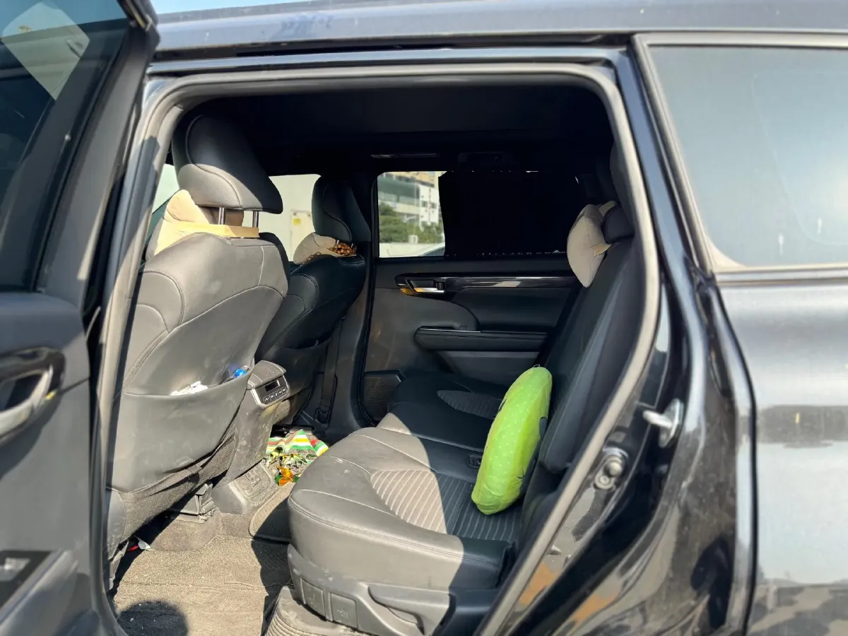 2022 Toyota Crown Kluger 2.5L 192HP L4 E-CVT Hybrid,autocango,china used car exporter,china ev exporter,chinese used car exporter,chinese used ev exporter