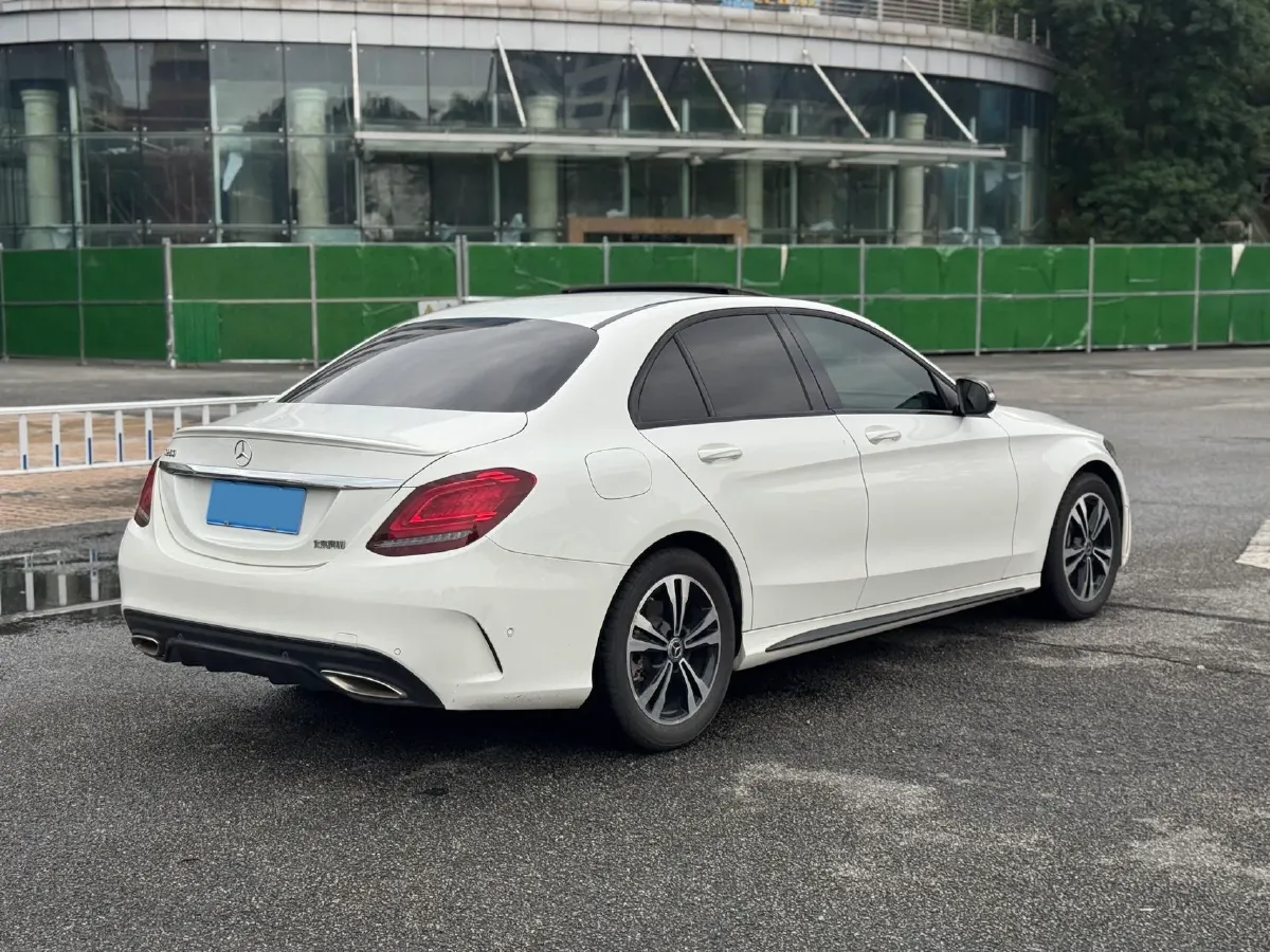 2020 Mercedes-Benz C Class 1.5T 184HP L4 9AT,autocango,china used car exporter,china ev exporter,chinese used car exporter,chinese used ev exporter
