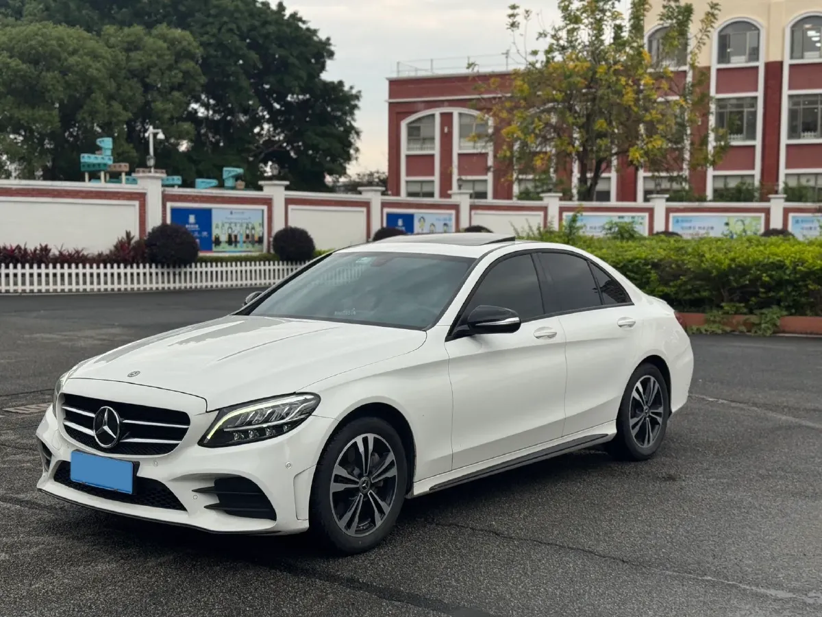 2020 Mercedes-Benz C Class 1.5T 184HP L4 9AT,autocango,china used car exporter,china ev exporter,chinese used car exporter,chinese used ev exporter