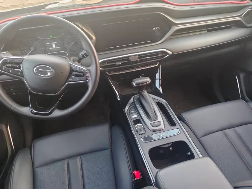 2021 GAC Trumpchi GS4 1.5T 169HP L4 6AT,autocango,china used car exporter,china ev exporter,chinese used car exporter,chinese used ev exporter