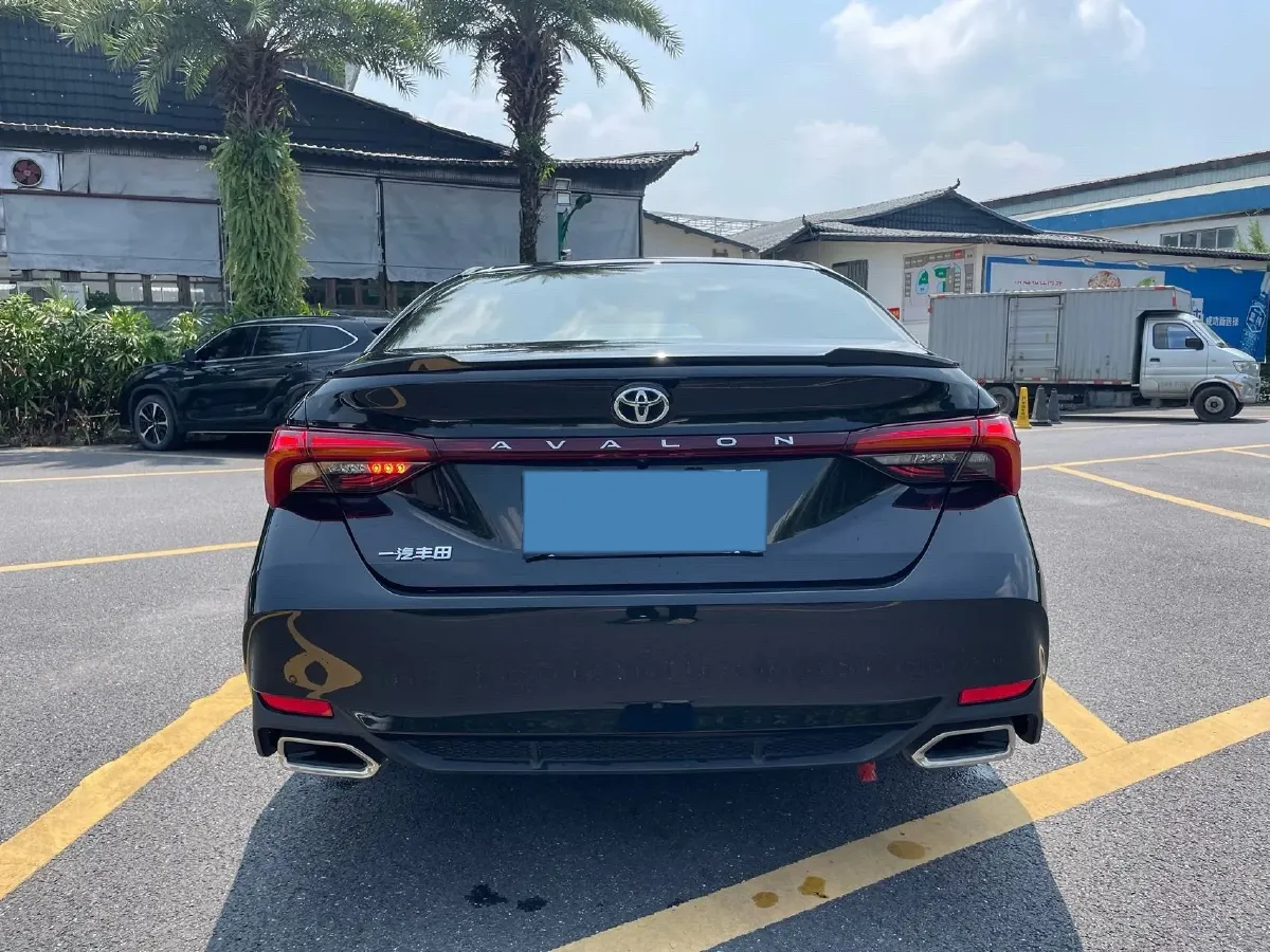 2021 Toyota Avalon 2.5L 209HP L4 8AT,autocango,china used car exporter,china ev exporter,chinese used car exporter,chinese used ev exporter