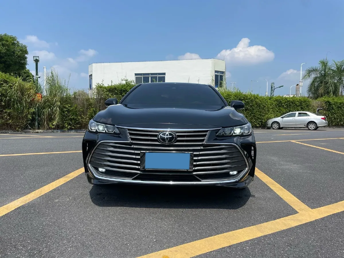 2021 Toyota Avalon 2.5L 209HP L4 8AT,autocango,china used car exporter,china ev exporter,chinese used car exporter,chinese used ev exporter
