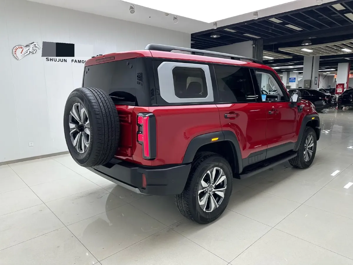 2024 Beijing BJ40 2.0T 245HP L4 8AT,autocango,china used car exporter,china ev exporter,chinese used car exporter,chinese used ev exporter