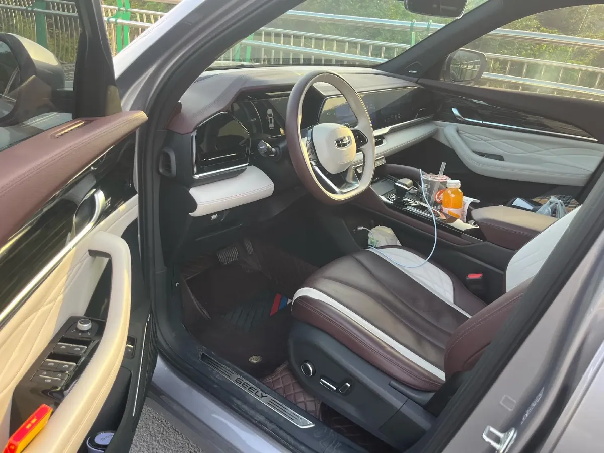 2021 Geely Monjaro 2.0T 218HP L4 7DCT,autocango,china used car exporter,china ev exporter,chinese used car exporter,chinese used ev exporter