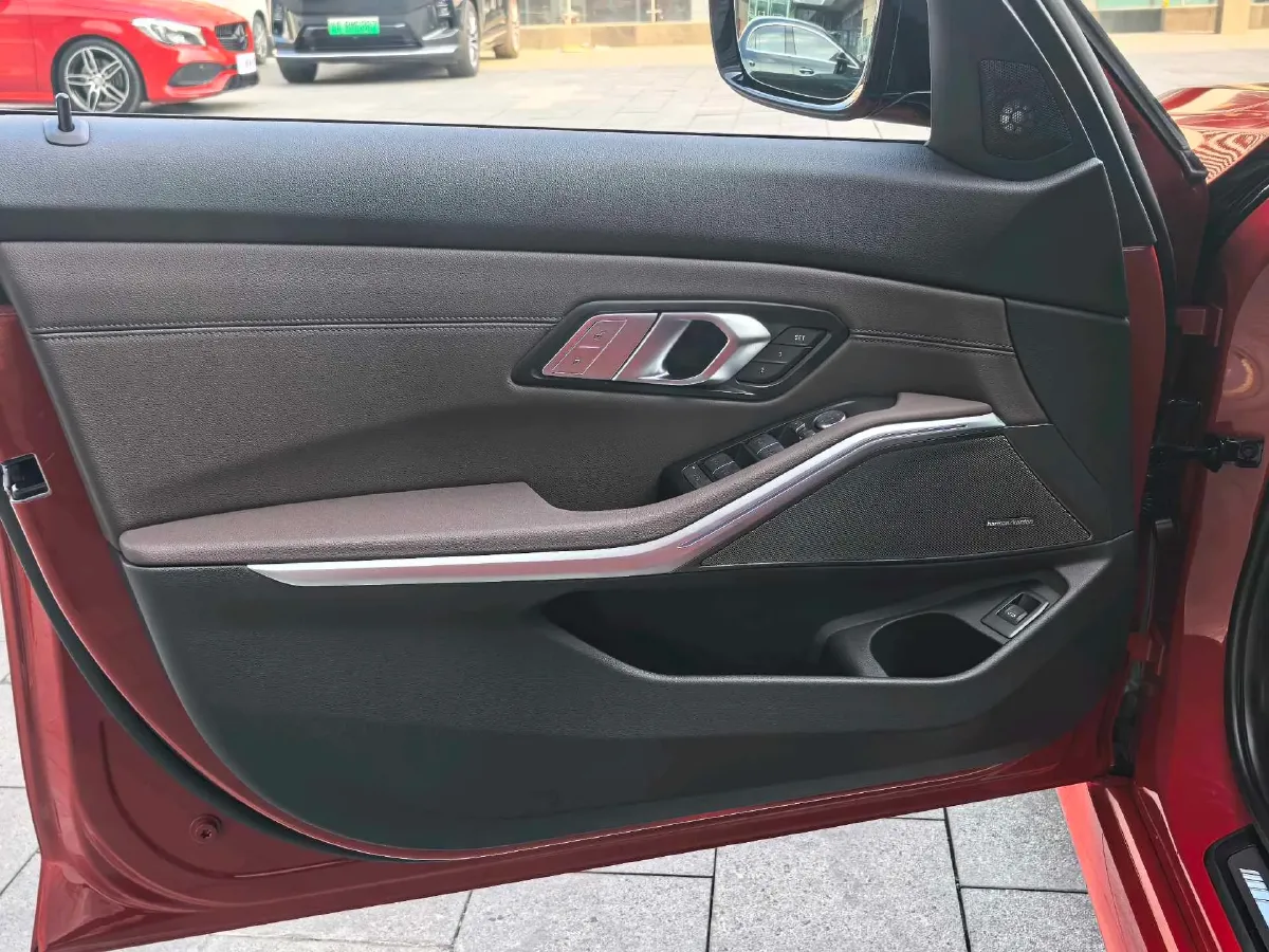 2020 BMW 3 Series 2.0T 184HP L4 8AT,autocango,china used car exporter,china ev exporter,chinese used car exporter,chinese used ev exporter