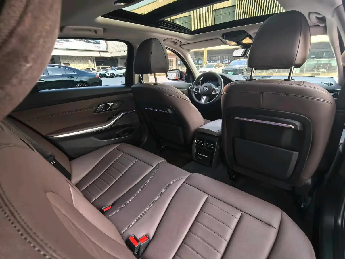 2020 BMW 3 Series 2.0T 184HP L4 8AT,autocango,china used car exporter,china ev exporter,chinese used car exporter,chinese used ev exporter