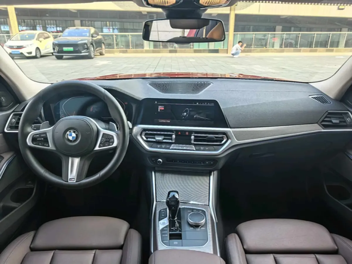 2020 BMW 3 Series 2.0T 184HP L4 8AT,autocango,china used car exporter,china ev exporter,chinese used car exporter,chinese used ev exporter