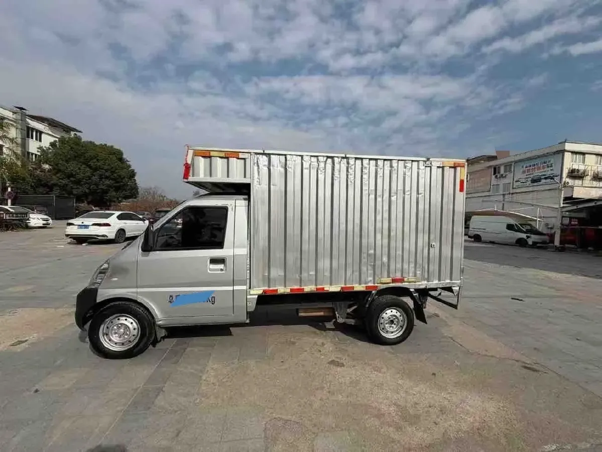 2019 WuLing RongGuang Mini Truck 1.5L 107HP L4 5MT,autocango,china used car exporter,china ev exporter,chinese used car exporter,chinese used ev exporter