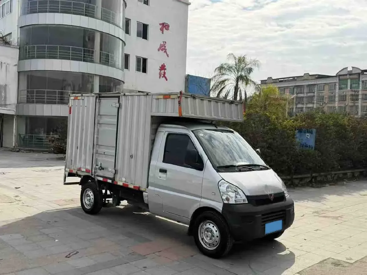 2019 WuLing RongGuang Mini Truck 1.5L 107HP L4 5MT,autocango,china used car exporter,china ev exporter,chinese used car exporter,chinese used ev exporter