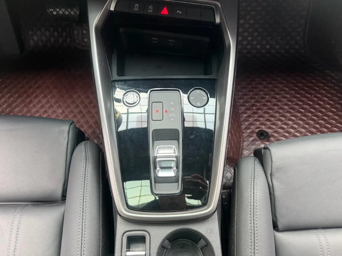 2022 Audi A3 1.4T 150HP L4 7DCT,autocango,china used car exporter,china ev exporter,chinese used car exporter,chinese used ev exporter