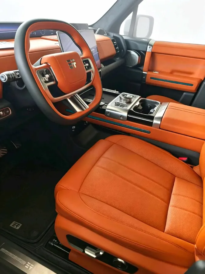 2025 Jetour Zongheng G700 2.0T 211HP L4 2DHT PHEV,autocango,china used car exporter,china ev exporter,chinese used car exporter,chinese used ev exporter