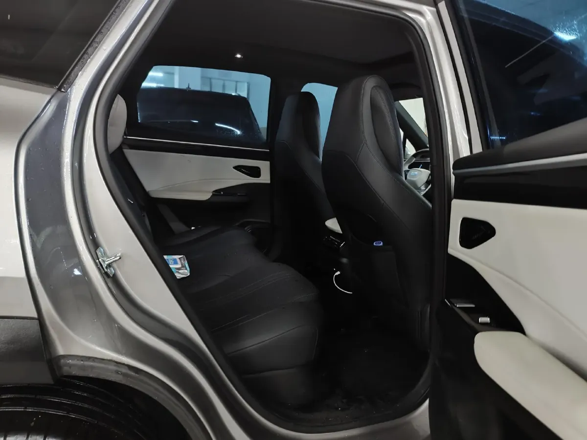 2024 Geely Galaxy L7 1.5T 163HP L4 3DHT PHEV 18.7KWH,autocango,china used car exporter,china ev exporter,chinese used car exporter,chinese used ev exporter